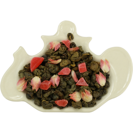 Zielona herbata z dodatkiem papai, szarłatu oraz naturalnym aromatem truskawki i śmietanki