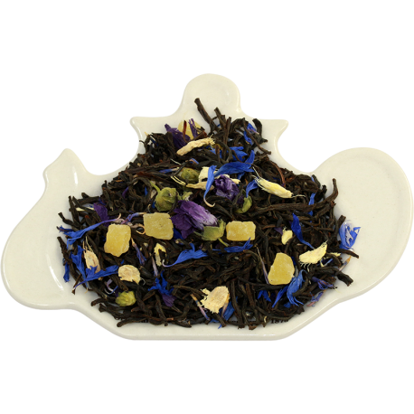 Czarna herbata z dodatkiem ananasa, imbiru, chabru, niebieskiej malwy oraz naturalnym aromatem jabłka i pomarańczy