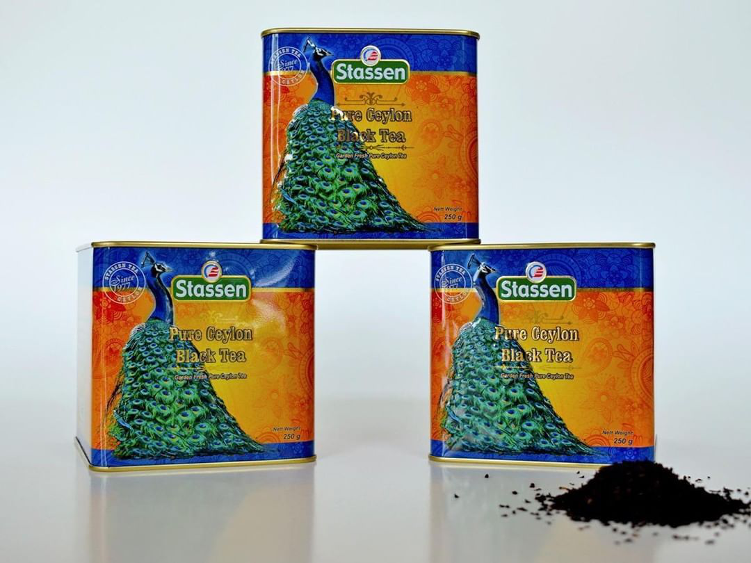 Trzy puszki herbaty Stassen Pure Ceylon Black Tea z pawiem, czarna herbata cejlońska premium.