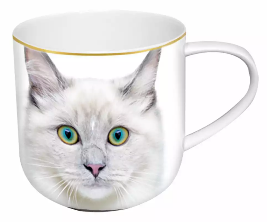 Kubek porcelanowy Biały Kot z ozdobnym opakowaniem z uszami.