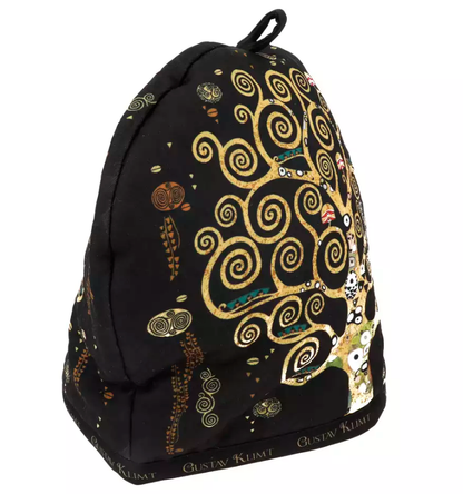 Czarny ocieplacz na dzbanek zdobiony wzorem The Tree of Life Gustava Klimta, widok z boku.