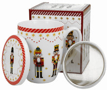 Kubek z zaparzaczem Christmas Nutcracker 360 ml, porcelana New Bone China, świąteczny wzór dziadków do orzechów.
