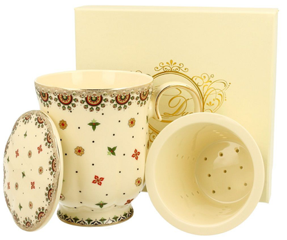 Kubek Casablanca z zaparzaczem i pokrywką w zestawie prezentowym, porcelana zdobiona złotymi detalami.