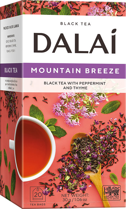 Opakowanie herbaty Dalai Mountain Breeze z czarną herbatą, miętą i kwiatami tymianku, filiżanka naparu