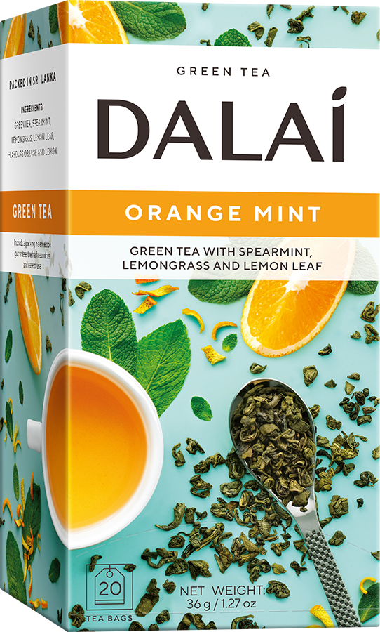 Opakowanie Dalai Orange Mint z zieloną herbatą, miętą i plastrami pomarańczy, filiżanka złotego naparu