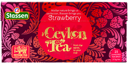 Rozłożone opakowanie Stassen Strawberry Tea – grafika truskawkowa, 25 torebek.