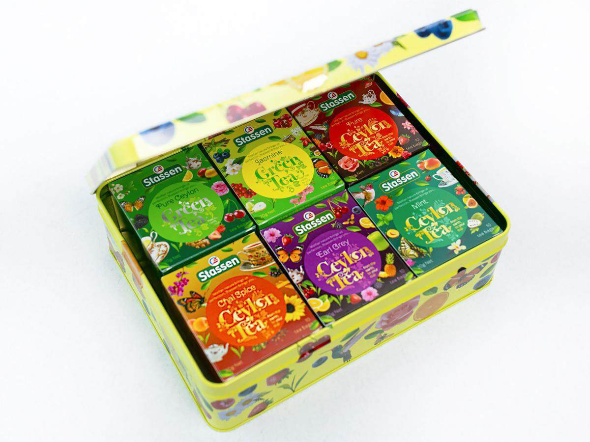 Widok z góry na zestaw herbat Stassen Yellow Tea w kolorowym opakowaniu.