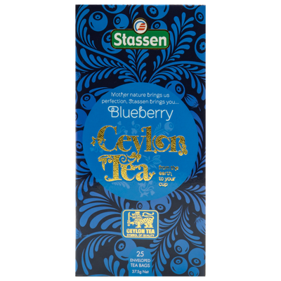 Front opakowania herbaty Stassen Blueberry Ceylon Tea z motywem borówek.