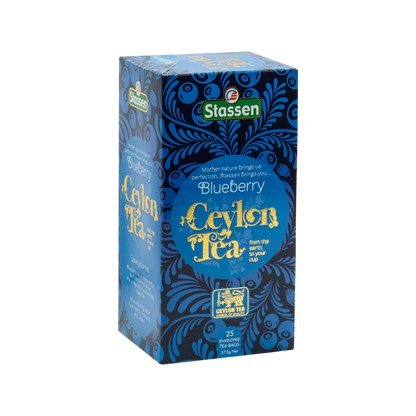Pudełko herbaty Stassen Blueberry Ceylon Tea w niebieskim opakowaniu.