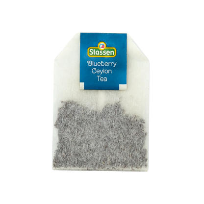 Torebka herbaty Stassen Blueberry Ceylon Tea z granatową etykietą.