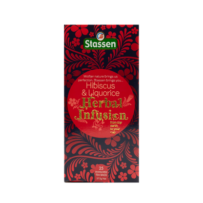 Pionowe pudełko herbaty Stassen Hibiscus & Liquorice – czerwone opakowanie z motywem kwiatowym.