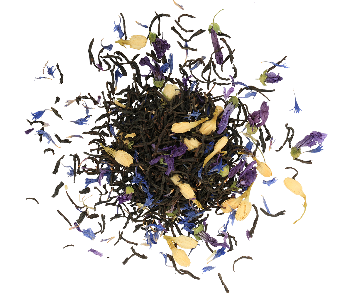 Susz czarnej herbaty Basilur Tea Book vol. I z płatkami bławatka i jaśminu w zbliżeniu.