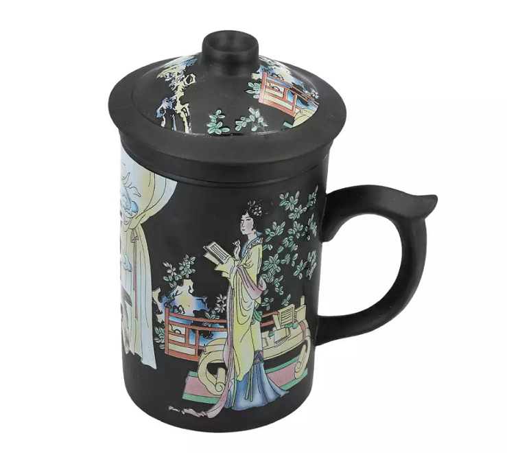 Elegancki kubek Gejsza ozdobiony orientalnym motywem.