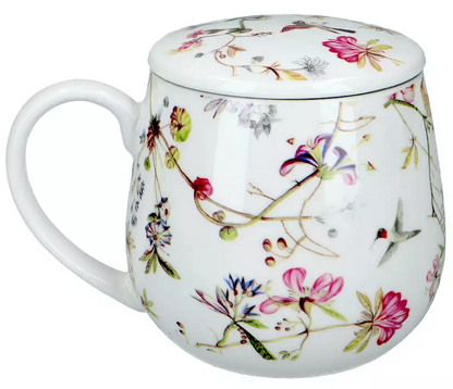 Detal wzoru Floral Story 2 na porcelanowym kubku do herbaty z zaparzaczem