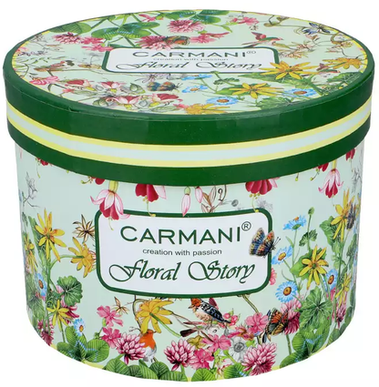 Ozdobne pudełko Carmani Floral Story z kolorowym kwiatowym wzorem i logo kolekcji.