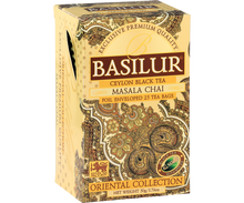 Czarna herbata Basilur Masala Chai z przyprawami korzennymi w ozdobnym kartoniku.