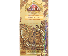 Front opakowania Basilur Masala Chai z orientalnym złotym wzorem