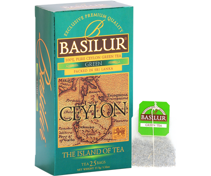 Basilur Green – pudełko z torebką herbaty na pierwszym planie.