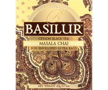 Opakowanie herbaty czarnej Basilur Masala Chai z eleganckim zdobieniem.