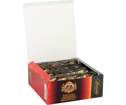 Otwarta paczka Basilur English Breakfast – saszetki herbaty w złotym opakowaniu.