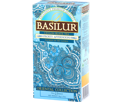 Widok boczny herbaty Basilur Frosty Afternoon – eleganckie opakowanie z niebieskimi detalami.