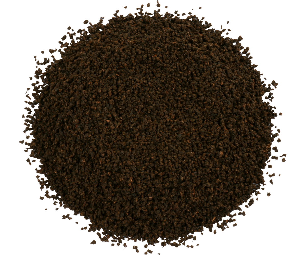 Drobno zwinięte liście czarnej herbaty Basilur English Breakfast – intensywna herbata cejlońska.