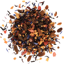 Basilur Caribbean Cocktail refill 100 g herbata lisciasta z rodzynkami i kawalkami owocow oraz platkami chabra widoczny kolorowy susz.