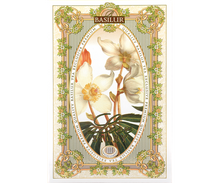 Herbata Basilur Love Story vol. III – front opakowania z ilustracją kwiatów.