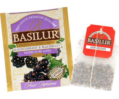 Herbata Basilur Blackcurrant & Blackberry w saszetce, widoczna torebka herbaty i owocowe opakowanie.