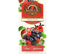 Front opakowania Basilur Forest Fruits z napisem Fruit Infusions i naturalnymi owocami.