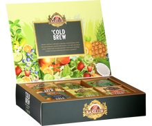 Otwarty zestaw herbat Basilur Cold Brew z widocznymi saszetkami o różnych smakach.