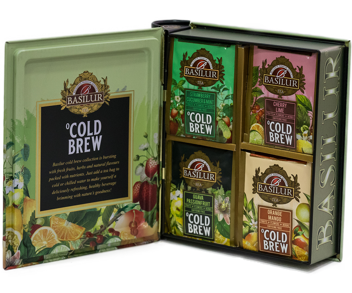 Otwarty zestaw Basilur Cold Brew z czterema smakami herbat zapakowanymi w osobne koperty.