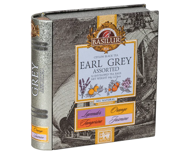 Elegancka puszka Basilur Earl Grey Assorted z klasycznym motywem żaglowca.