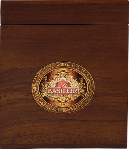 Eleganckie detale opakowania Basilur Green Needle – połączenie tradycji i klasy.