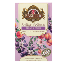 Przód pudełka herbaty Basilur Plums & Peach z motywem śliwek i brzoskwiń.