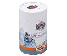 Tuba herbaty Basilur Winter Berries Sea Buckthorn z zimową grafiką jako elegancki produkt premium