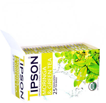 Otwarte pudełko herbaty Tipson Moringa & Green Tea z ułożonymi saszetkami herbaty.
