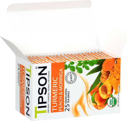 Otwarte pudełko z saszetkami herbaty Tipson Turmeric Peach & Moringa o naturalnym aromacie.