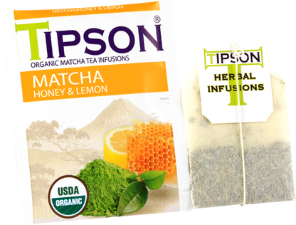 Saszetka herbaty Tipson Matcha Honey & Lemon obok opakowania z widocznym logo USDA Organic.