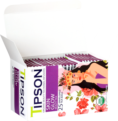 Otwarte pudełko herbaty Tipson Skin Glow Beauty Tea z widocznymi saszetkami.