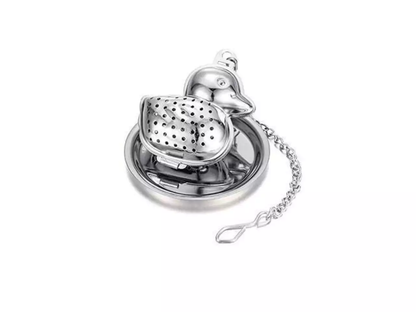 Metalowy zaparzacz do herbaty w kształcie kaczuszki z łańcuszkiem i podstawką