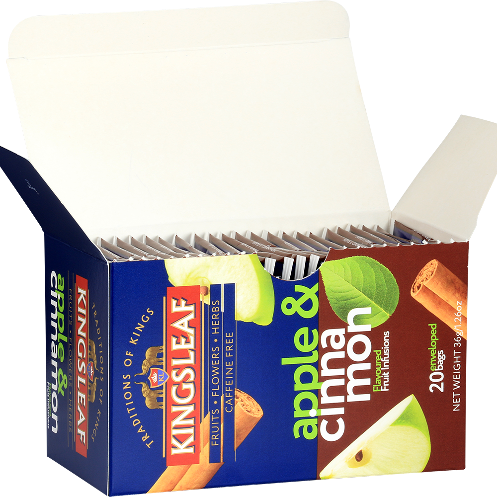 Otwarte pudełko herbaty Kingsleaf Apple & Cinnamon z widocznymi saszetkami – aromatyczna herbata owocowa bez kofeiny.