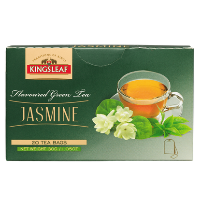 Front opakowania zielonej herbaty Kingsleaf Jasmine z filiżanką naparu i kwiatami jaśminu.