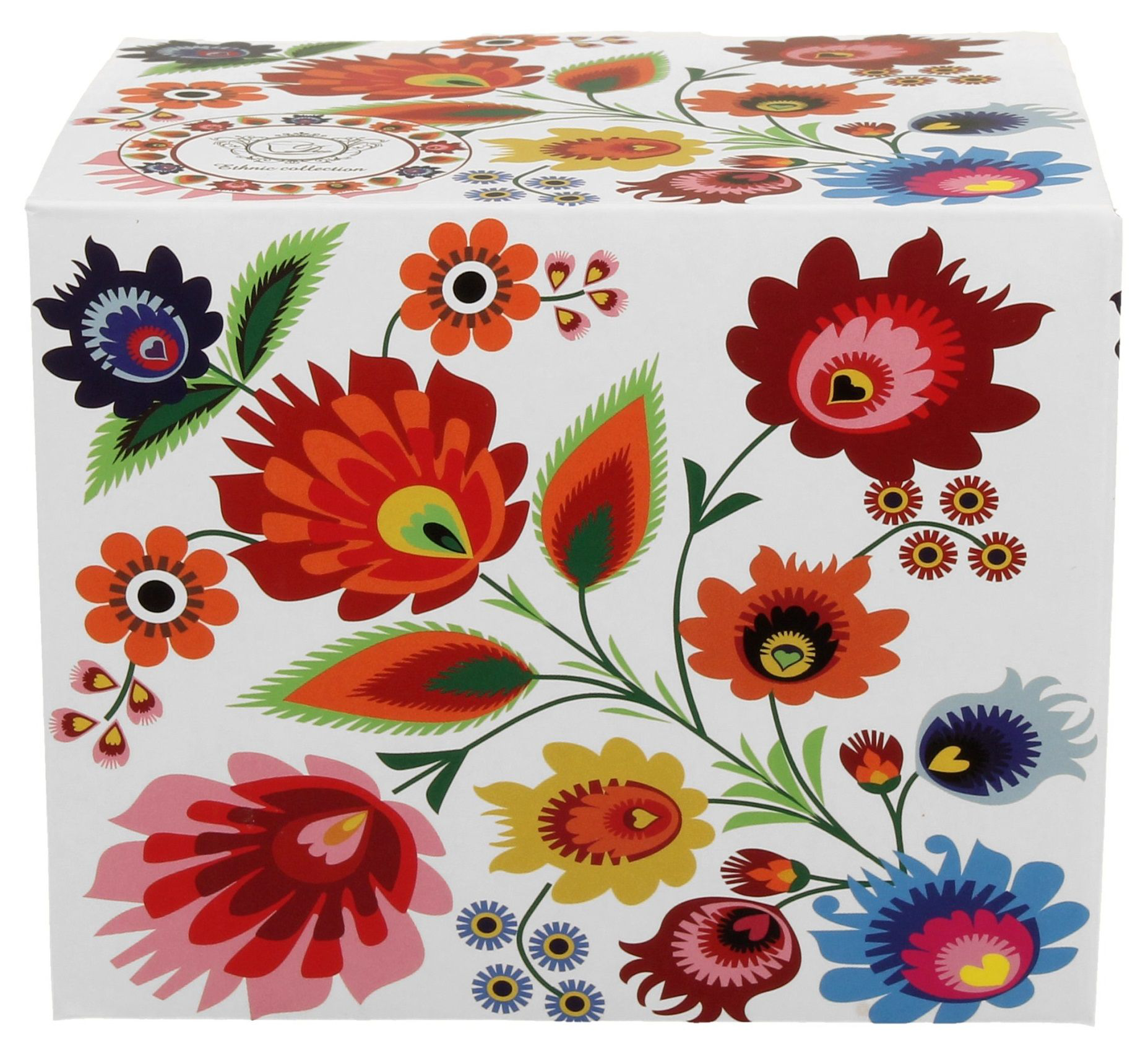 Ozdobne pudełko z motywem łowickich kwiatów, w którym zapakowany jest kubek baryłka porcelanowy.