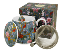 Komplet porcelanowy kubek Blue W. Kilburn 430 ml z zaparzaczem, pokrywką i ozdobnym pudełkiem.