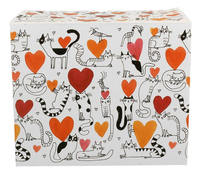 Pudełko prezentowe w kolorze białym, ozdobione grafiką kotów i czerwonych serc z kolekcji kubka XXL Serca.
