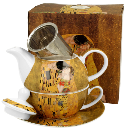 Filiżanka i dzbanek The Kiss Classic z metalowym zaparzaczem w komplecie.