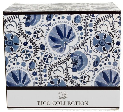 Ozdobne pudełko z niebieskim wzorem inspirowanym klasyczną ceramiką.