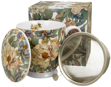 Zestaw kubek porcelanowy Peony White 510 ml na stopce z zaparzaczem i ozdobnym pudełkiem.