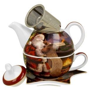 Porcelanowy zestaw Santa Letter z dzbankiem, filiżanką i spodkiem ozdobionym motywem Mikołaja.